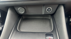 Nissan Qashqai 1.3 DiG-T MH 158 N-Connecta 5dr Xtronic Petrol Hatchback